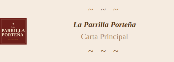 El logo a la izquierda, en línea con el nombre